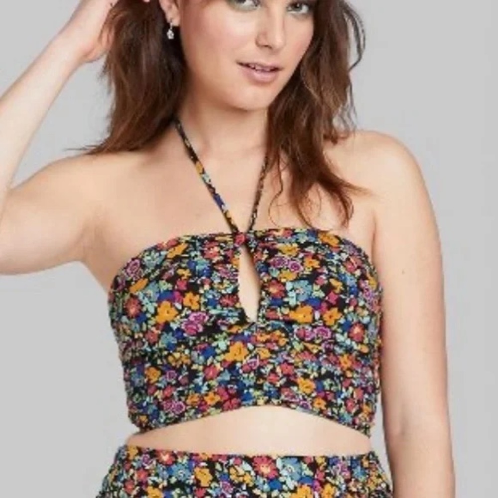 Wild Fable Target Halter Floral Multicolor Crop Top Sz L
